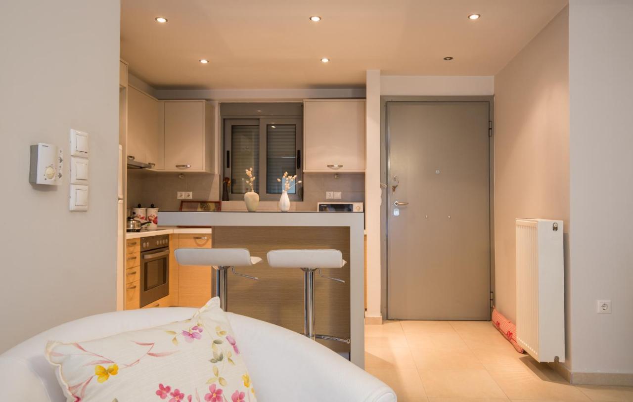 Lovely New Βuild Flat Near Metro - Free Parking Афины Экстерьер фото