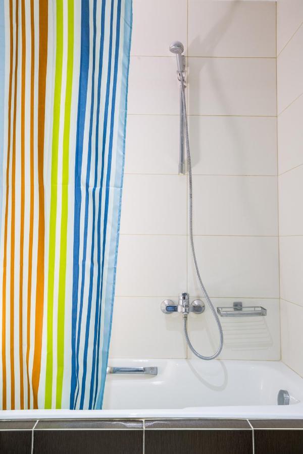 Lovely New Βuild Flat Near Metro - Free Parking Афины Экстерьер фото