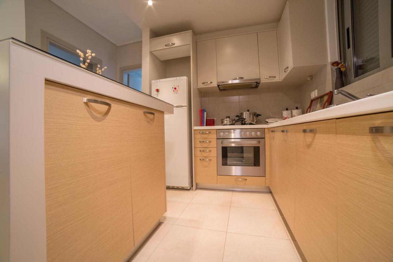 Lovely New Βuild Flat Near Metro - Free Parking Афины Экстерьер фото